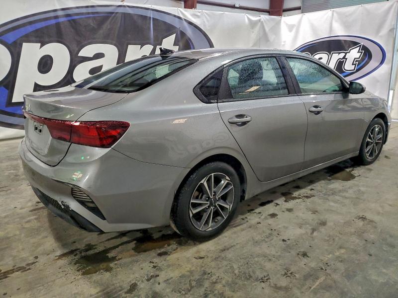 Фото 3 - KIA FORTE