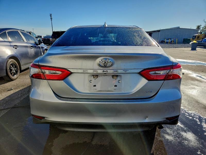 Фото 6 - TOYOTA CAMRY