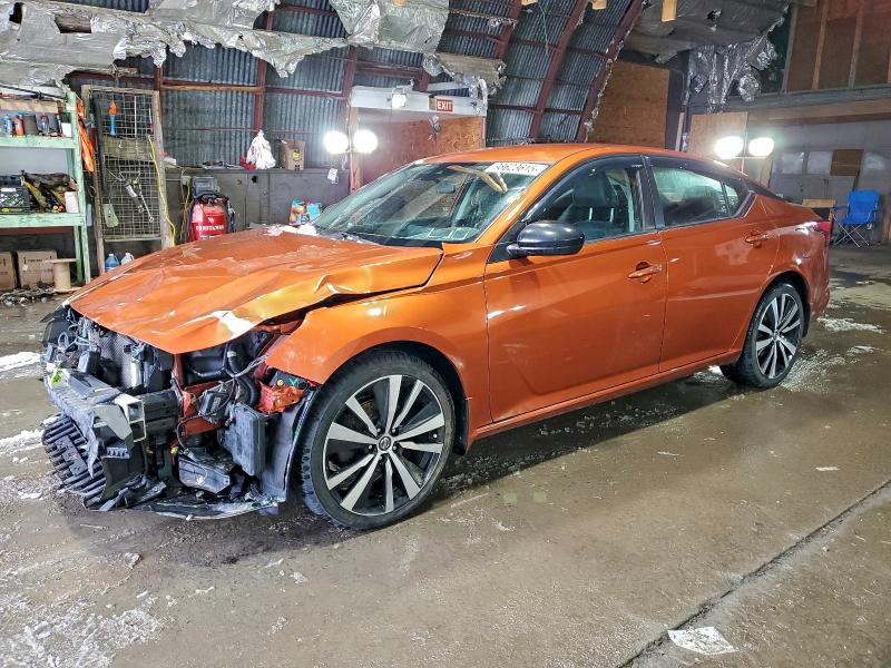 Фото 1 - NISSAN ALTIMA