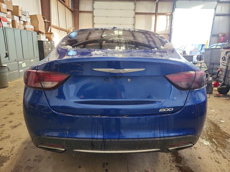 Фото 6 - CHRYSLER 200