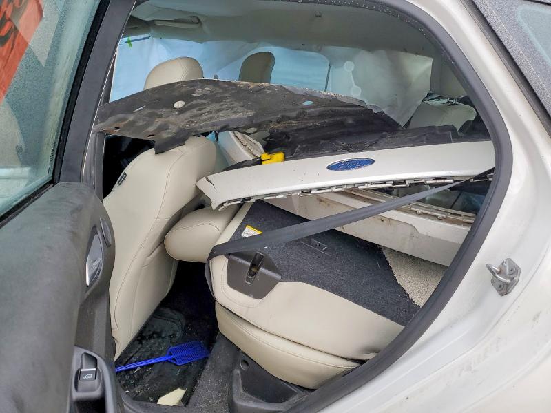 Фото 10 - FORD FOCUS