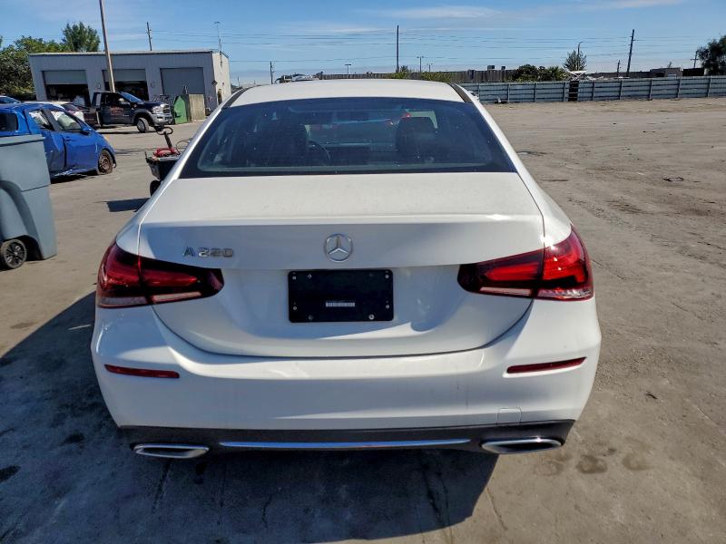 MERCEDES-BENZ A-CLASS 2020 VIN W1K3G4EB9LJ220817