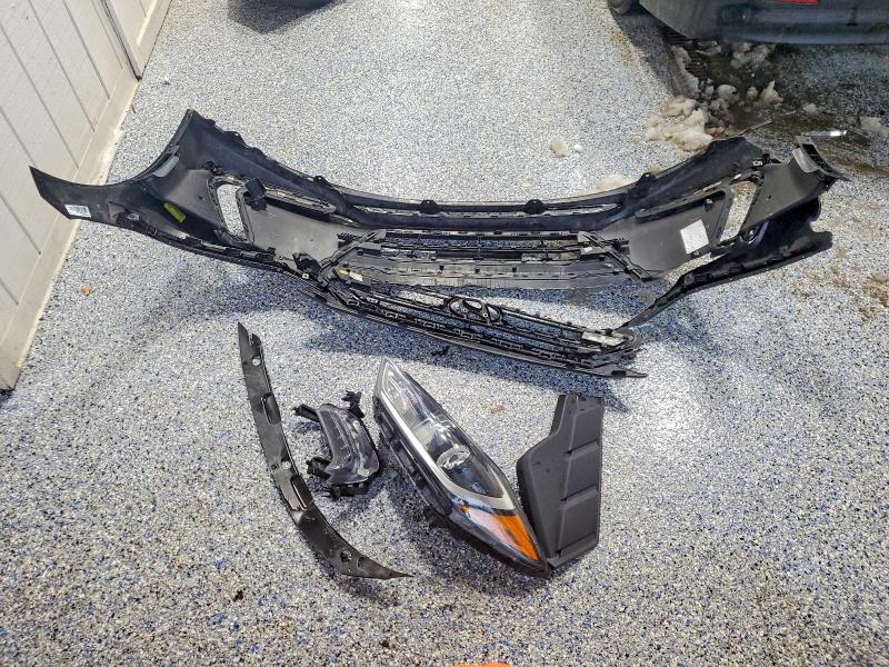 Фото 13 - HYUNDAI ELANTRA