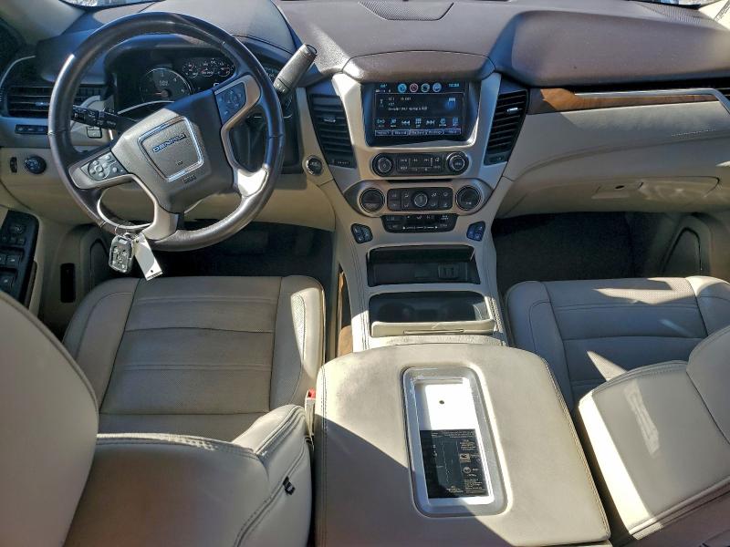 Фото 8 - GMC YUKON