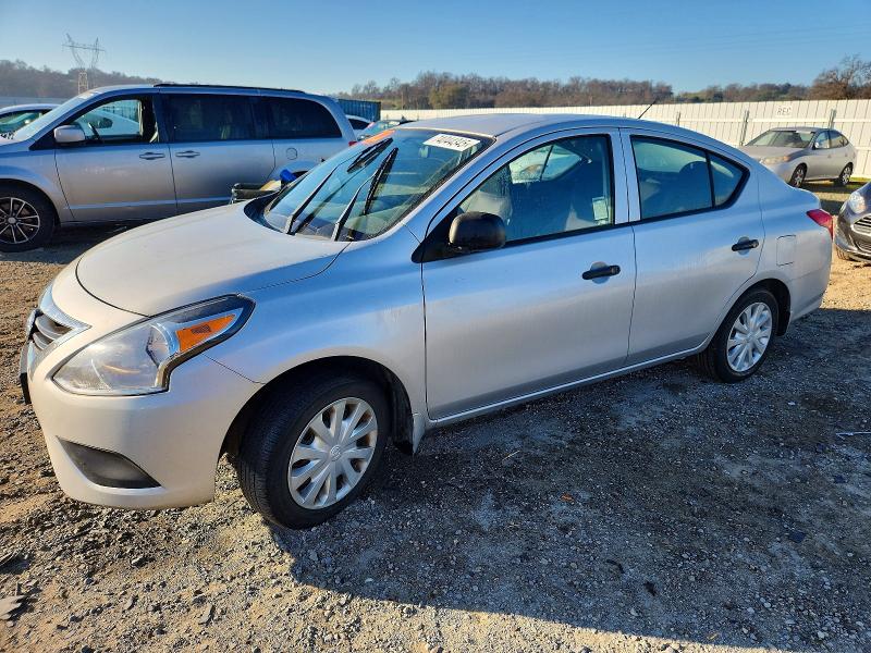 Фото 1 - NISSAN VERSA