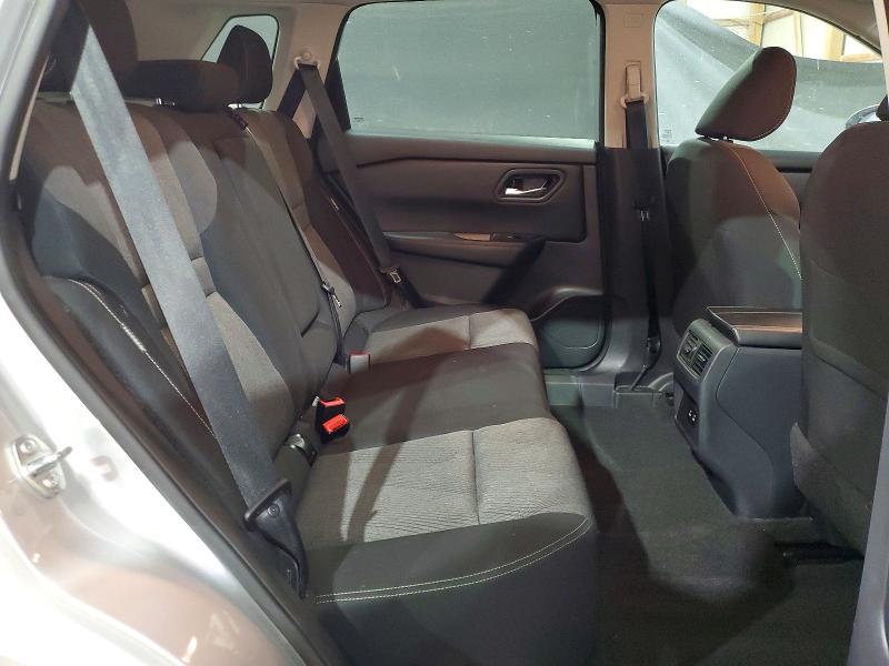 Фото 11 - NISSAN ROGUE