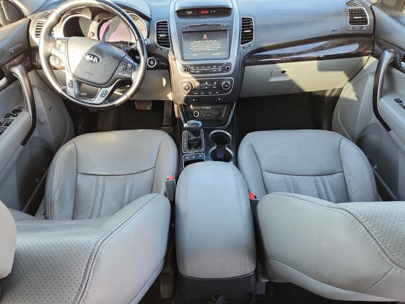 Фото 8 - KIA SORENTO