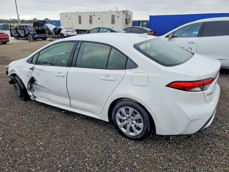 Фото 2 - TOYOTA COROLLA