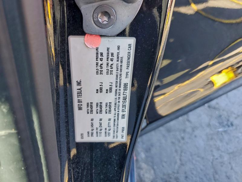 Фото 13 - TESLA MODEL 3