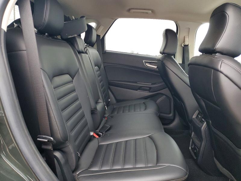 Фото 11 - FORD EDGE