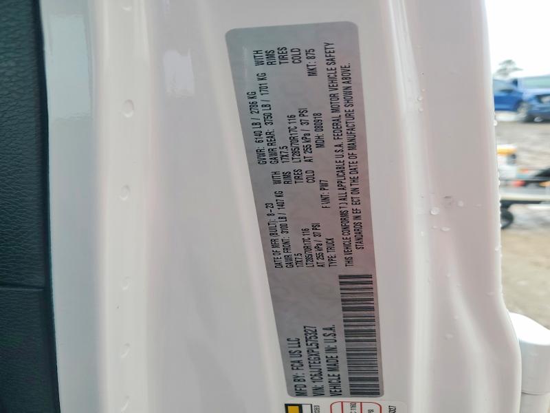 Фото 12 - JEEP GLADIATOR