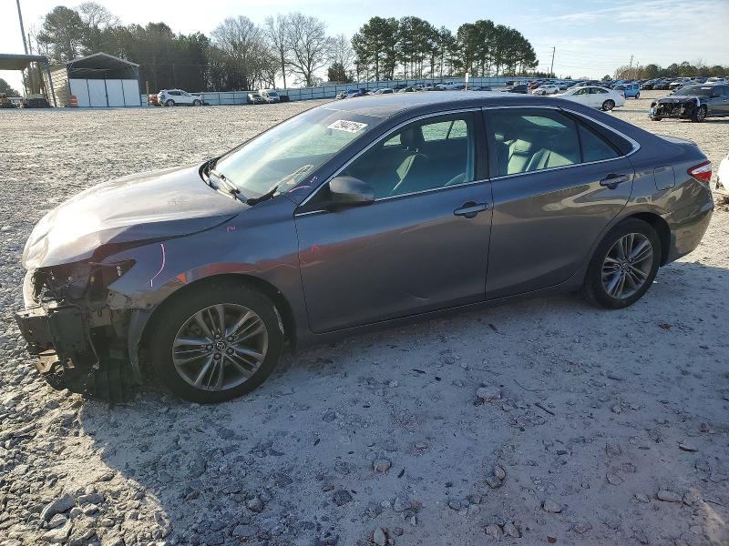 Фото 1 - TOYOTA CAMRY