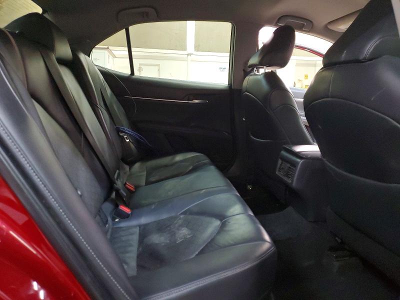 Фото 10 - TOYOTA CAMRY