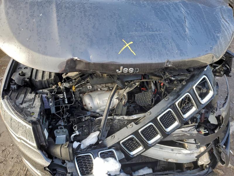 Фото 12 - JEEP COMPASS