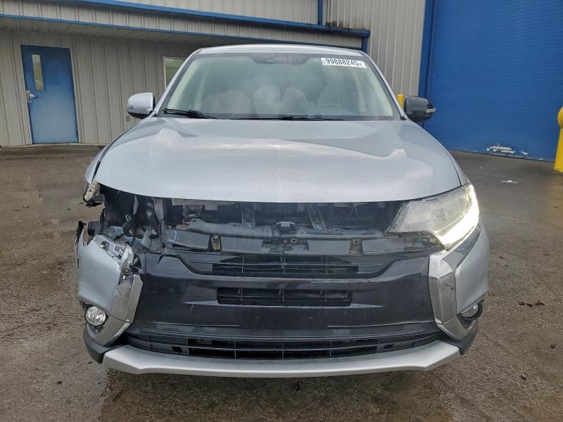 Фото 5 - MITSUBISHI OUTLANDER