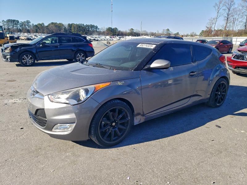 Фото 1 - HYUNDAI VELOSTER