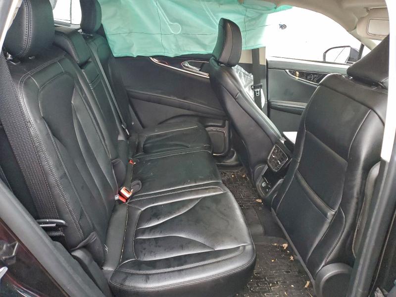 Фото 11 - LINCOLN NAUTILUS