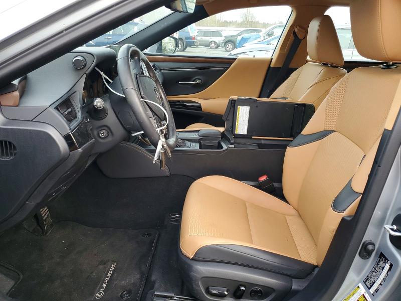 Фото 7 - LEXUS ES350