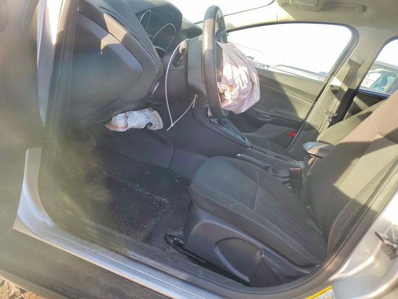 Фото 7 - FORD FOCUS