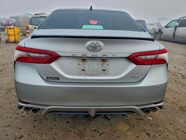 Фото 6 - TOYOTA CAMRY