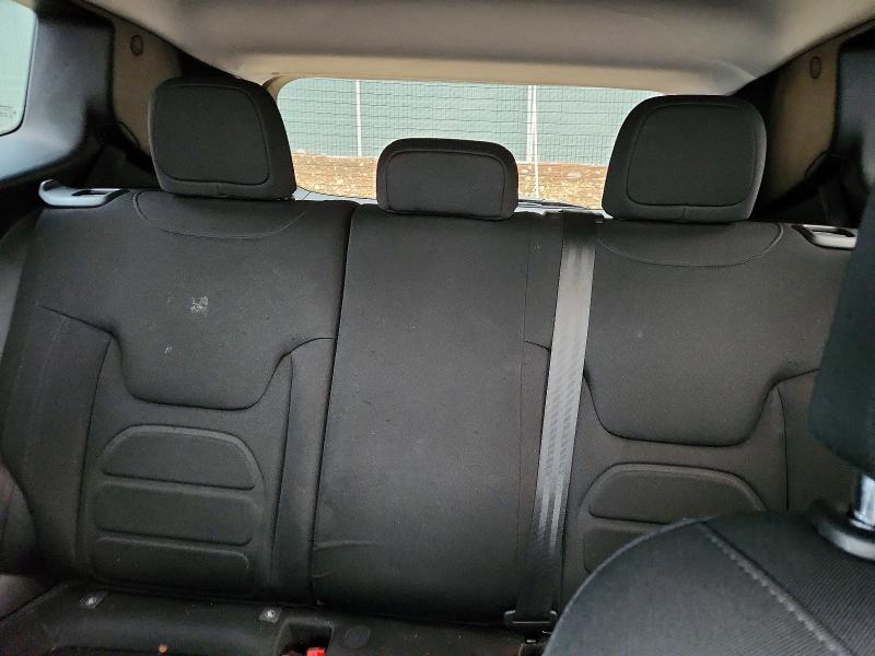 Фото 10 - JEEP RENEGADE