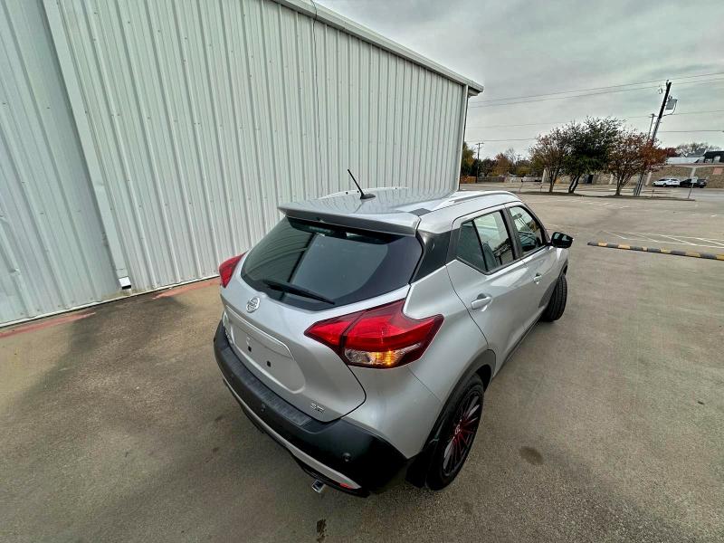 Фото 4 - NISSAN KICKS