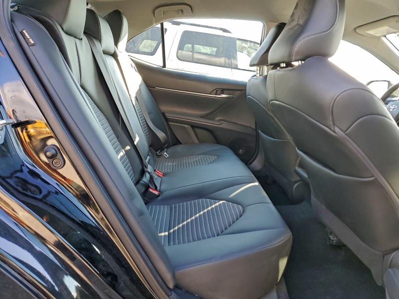 Фото 10 - TOYOTA CAMRY