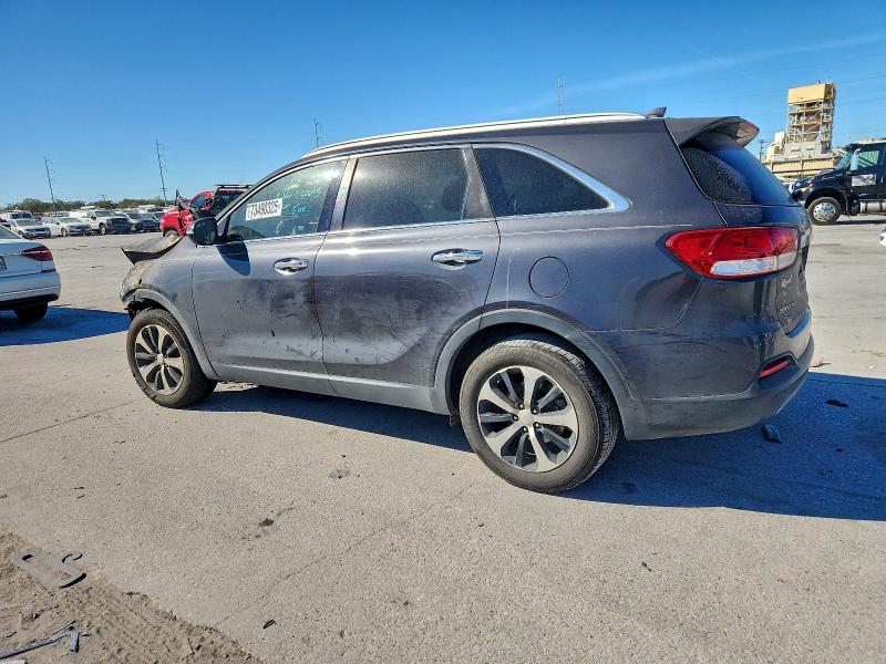 Фото 2 - KIA SORENTO