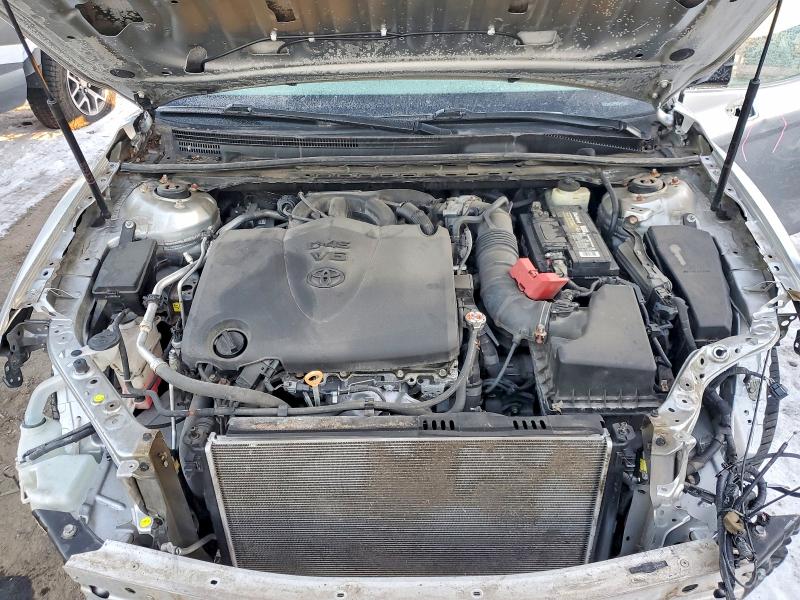 Фото 11 - TOYOTA CAMRY