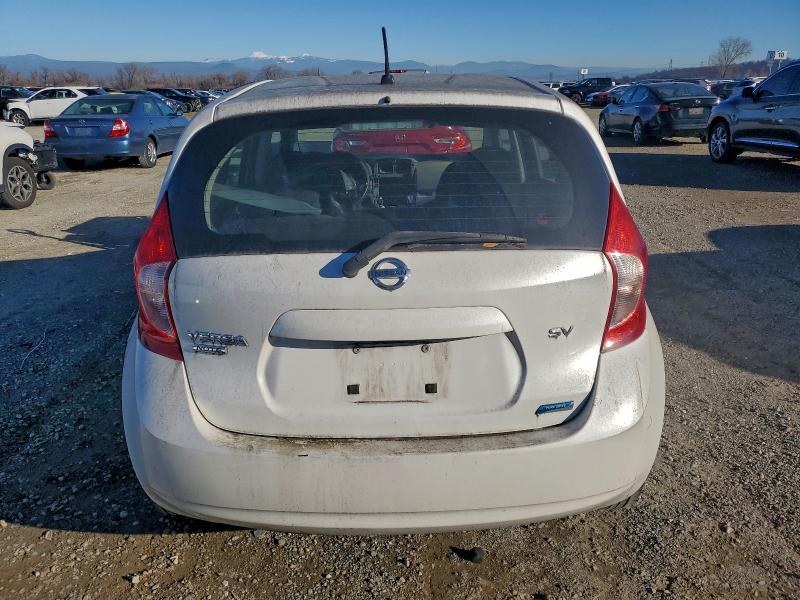 Фото 6 - NISSAN VERSA