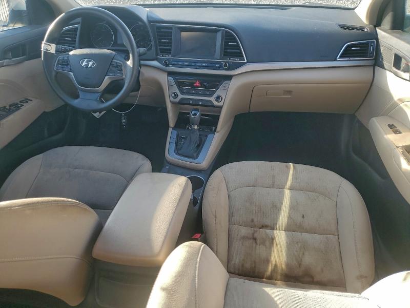 Фото 8 - HYUNDAI ELANTRA