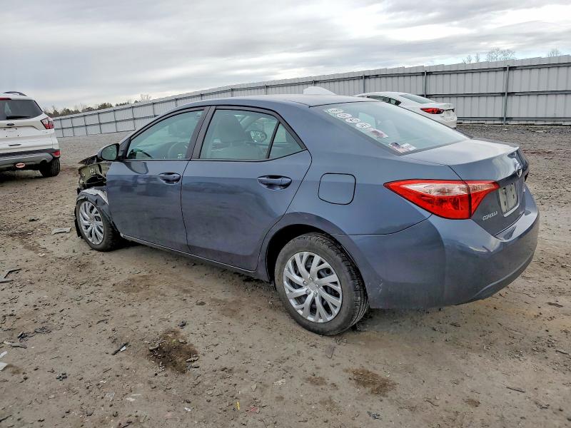 Фото 2 - TOYOTA COROLLA