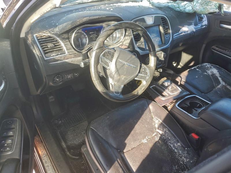 Фото 8 - CHRYSLER 300