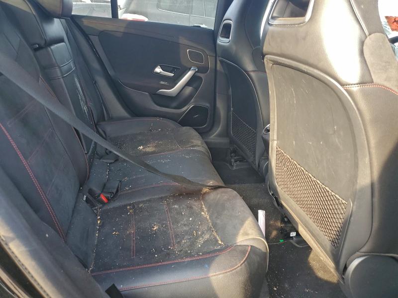 Фото 10 - MERCEDES-BENZ CLA-CLASS