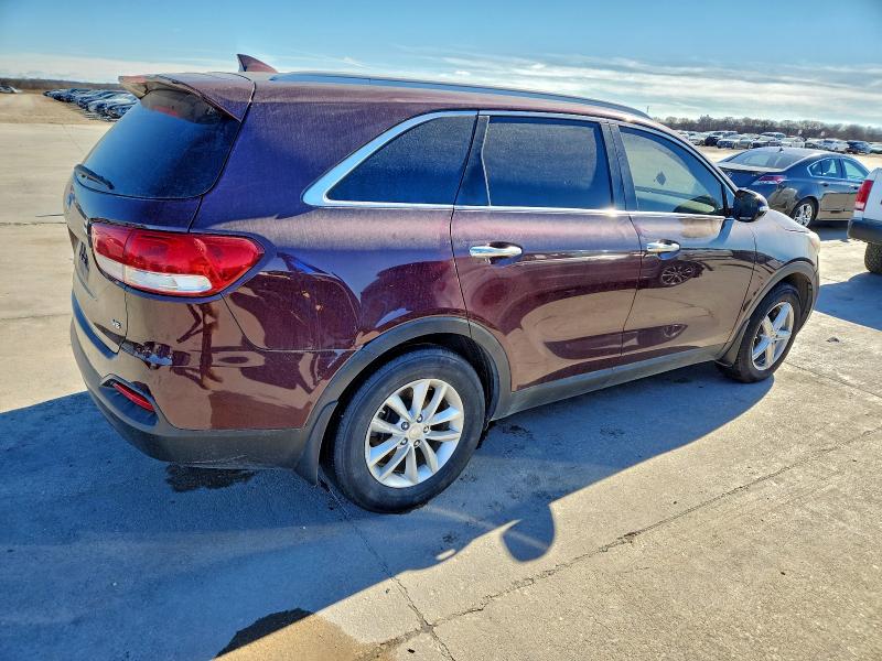 Фото 3 - KIA SORENTO