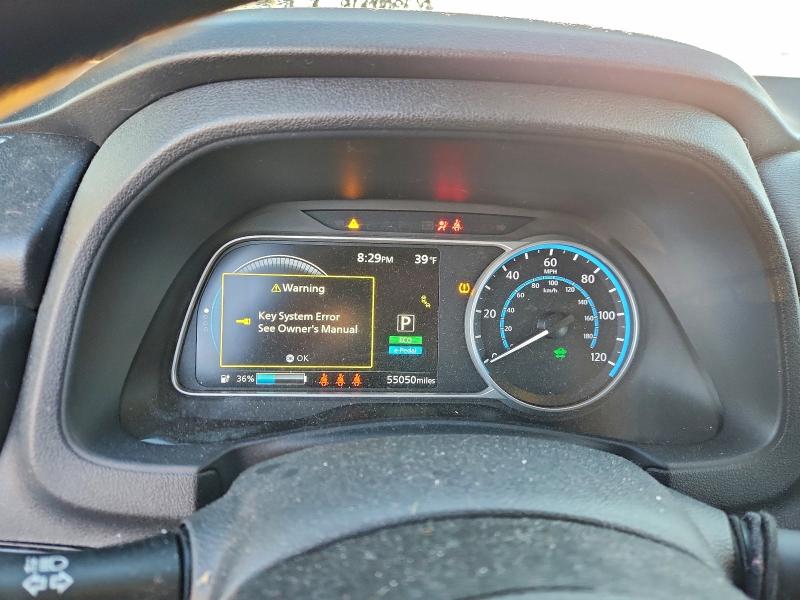 Фото 9 - NISSAN LEAF