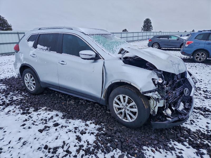 Фото 4 - NISSAN ROGUE