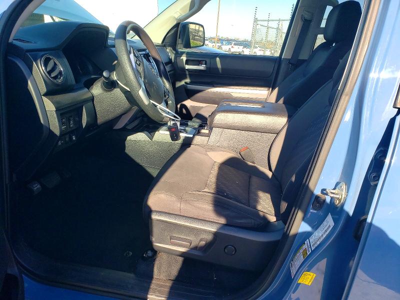 Фото 7 - TOYOTA TUNDRA