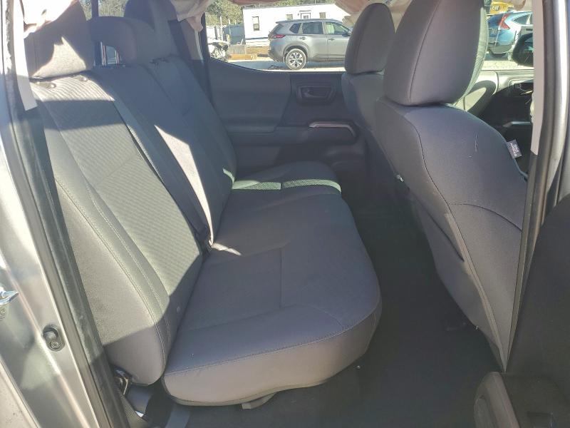 Фото 10 - TOYOTA TACOMA