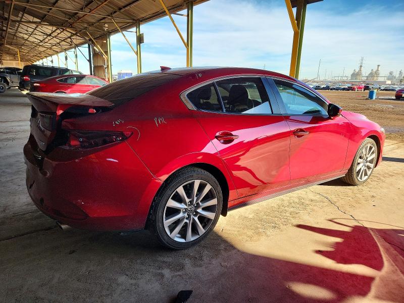 Фото 3 - MAZDA 3