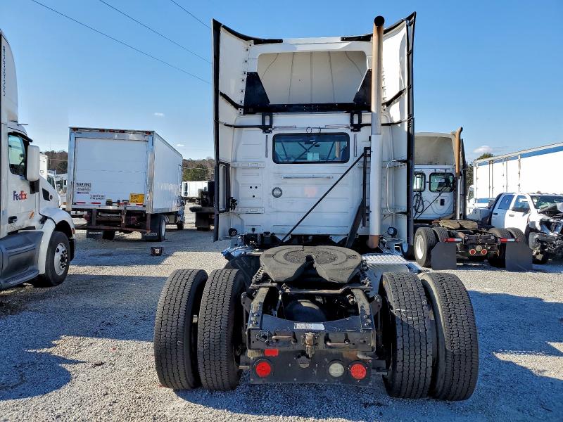 Фото 6 - VOLVO All Models