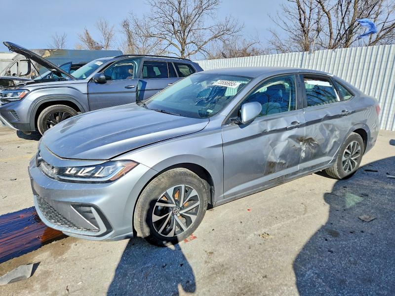 Фото 1 - VOLKSWAGEN JETTA