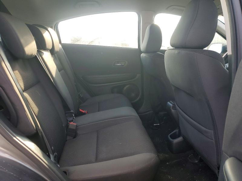 Фото 10 - HONDA HR-V