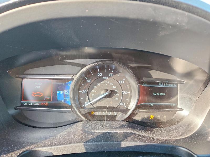 Фото 9 - FORD EXPLORER