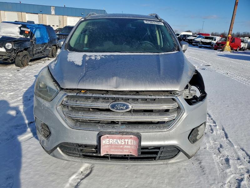 Фото 5 - FORD ESCAPE