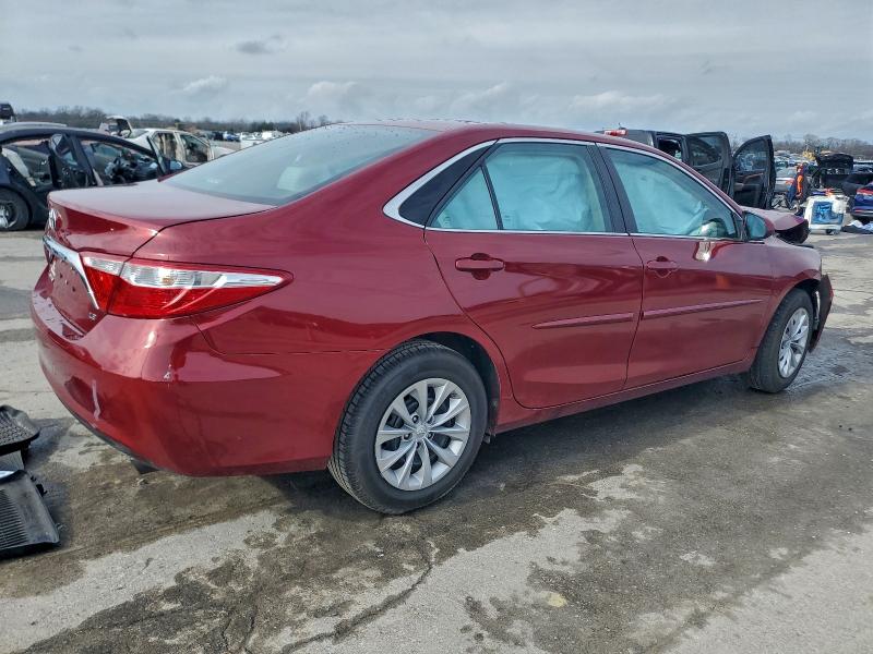 Фото 3 - TOYOTA CAMRY