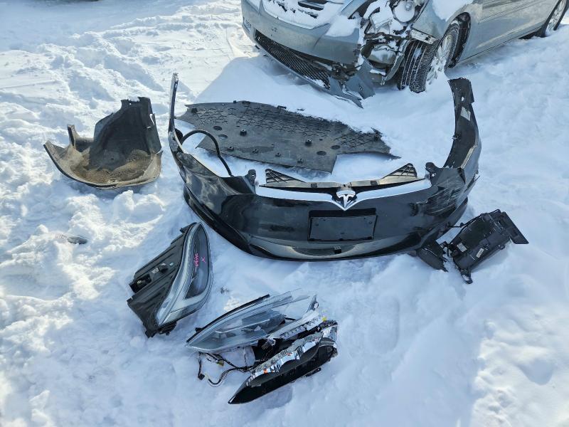 Фото 12 - TESLA MODEL S