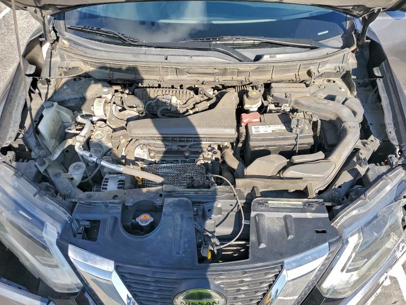 Фото 12 - NISSAN ROGUE