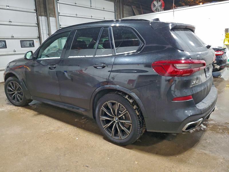 Фото 2 - BMW X5