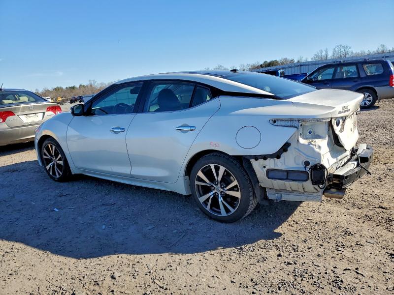 Фото 2 - NISSAN MAXIMA